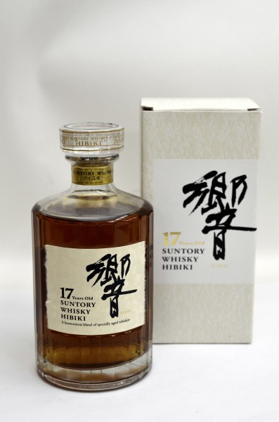 サントリー 響 17年 700ml 43度 HIBIKI SUNTORY 箱付 買取 しました！