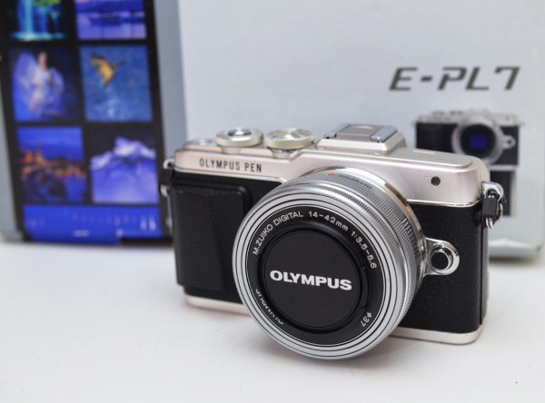 OLYMPUS PEN Lite レンズキット E-PL7 ミラーレス一眼カメラ 買取 しました！